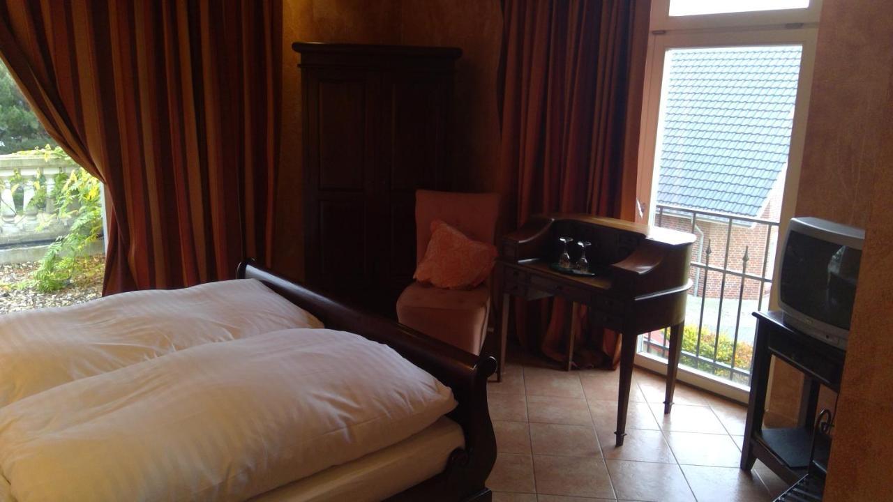 Gaestehaus Chalet אוכטרופ מראה חיצוני תמונה